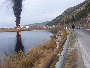 Umweltkatastrophe nach Brand in Öllager