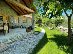 Guesthouse Peshtan.jpg