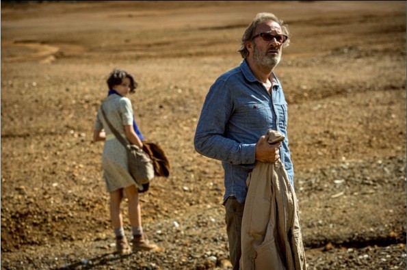 Kristina Ago und Carlo Brandt in »De l’autre côte de la mer«