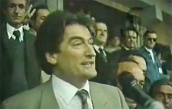 Sali Berisha an einer Wahlveranstaltung 1991 in Kavaja