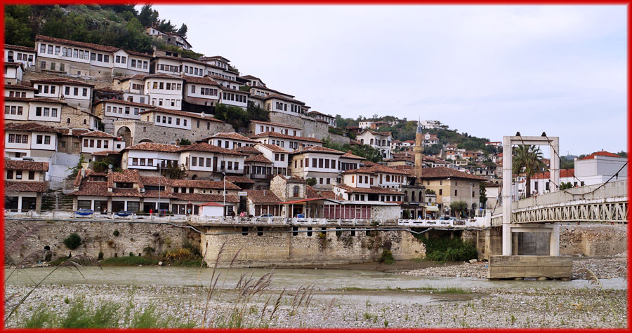 Berat – Stadt der Tausend Fenster